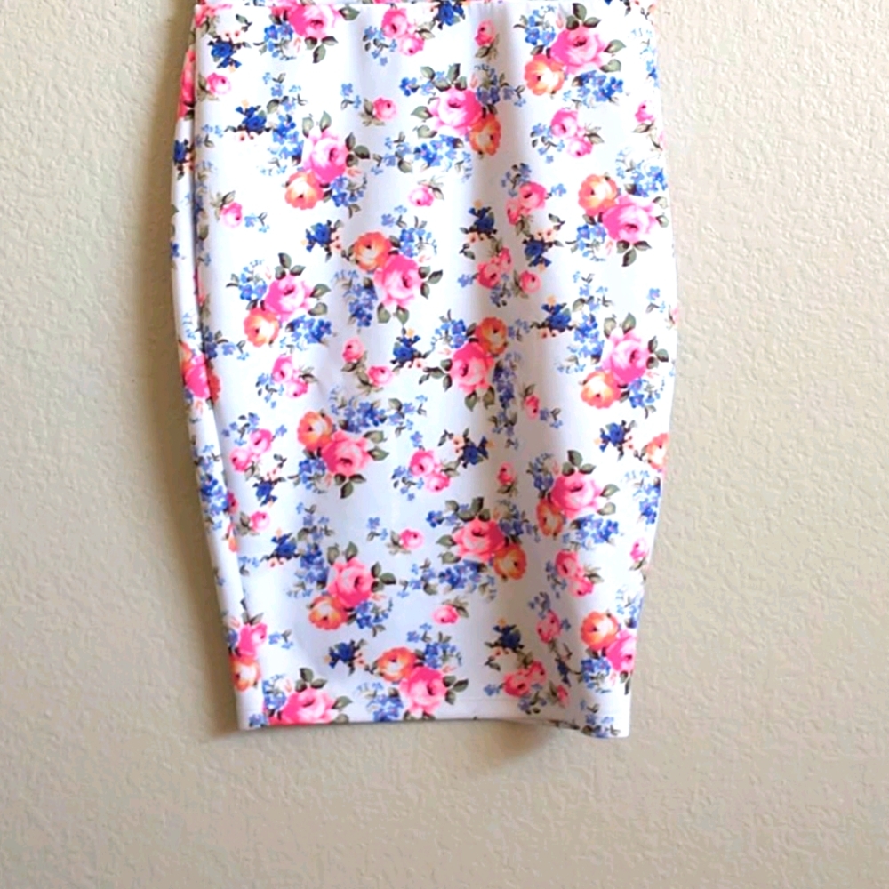 Love J Flowered Mini skirt